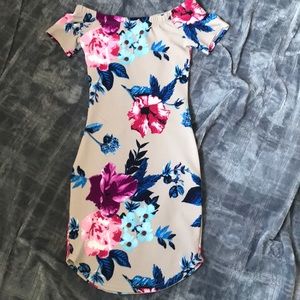 Off the shoulder tight mini dress